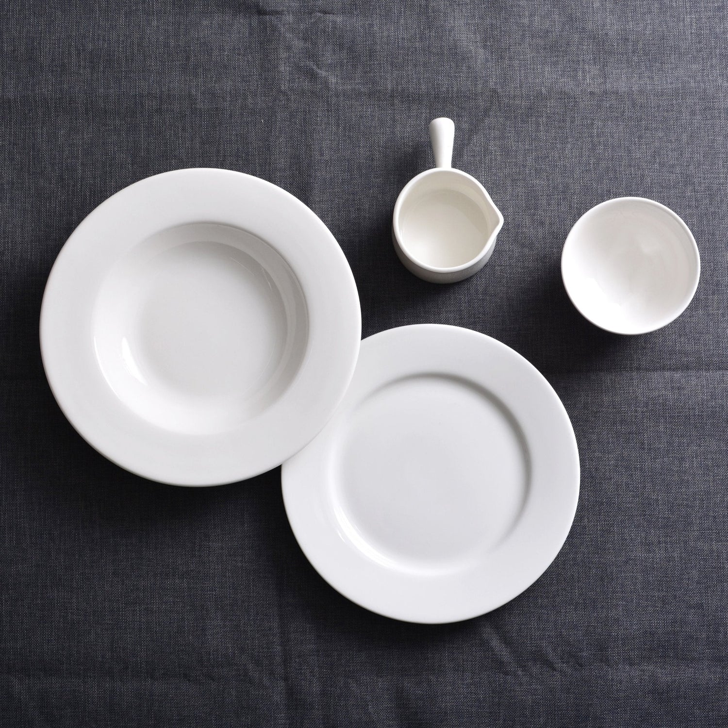 Classic | Tableware — קלאסי: כשאירוח מקצועי פוגש סטייל